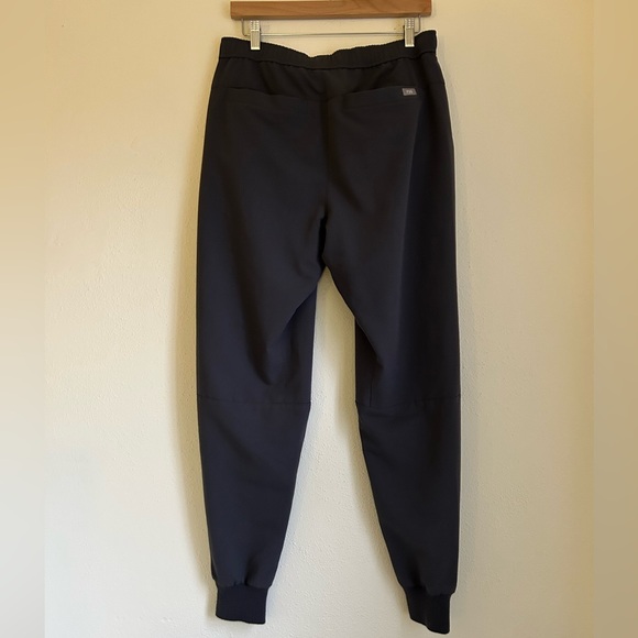 FIGS Men’s Tansen Night Sky Jogger Scrub Pants Medium Charcoal Gray - Picture 4 of 6